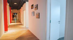Pit Stop Apartments - Image 4