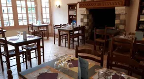 Restaurant & Chambres d'Hôtes L'Eau Vive - Image 4
