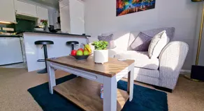 Dove Apartments - Image 2