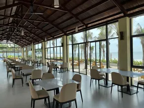Aria Resort- Căn hộ nghỉ dưỡng tầng 8 hướng biển, hồ bơi sát cạnh bãi tắm riêng (miễn phí) - Image 3