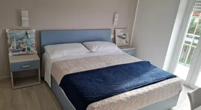 B&B Rayl - Image 2