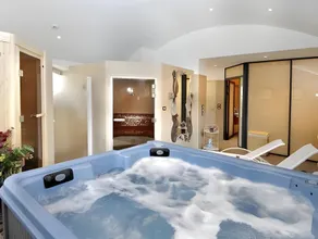 Château des Monthairons Hôtel Restaurant GastroMaison Spa privatif - Image 3