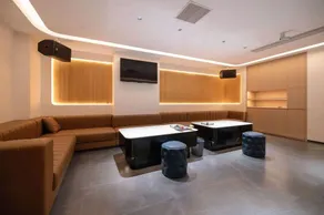 GXTDG WELLNESS HOTEL - Image 5