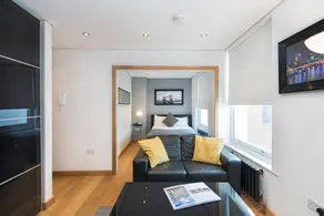 St Paul's Apartments - Image 2