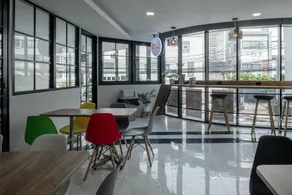 โรงแรมแอเรียเพลส สาทร (AREA Place) - Image 2