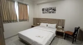 Hotel Jay Palace Inn - Image 2
