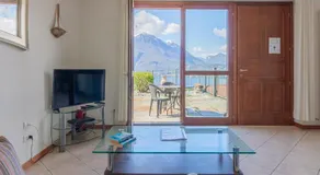Golden View Apartment - Image 2