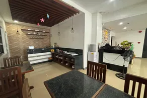 Yellowbell Hotel - Image 4