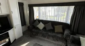 2 Bedroom Caravan With Sea Views - Image 2