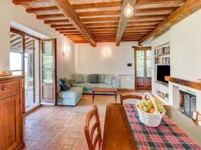 Belvilla by OYO Typical country house with pool - Image 2