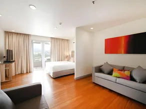 St Mark Hotel - Image 2