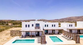 Cato Agro 5, Seafront Villa with Private Pool - Image 4