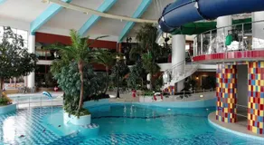 Guestly Homes - Luxury 11p Villa with Spa & Stunning Views - Image 5