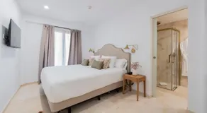 Hotel Boutique Petit París - Image 2