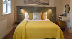 Moy Hotel - Image 4