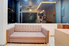 Super OYO Hotel O Civil lines Bareilly Formerly Neelam Inn - Image 4