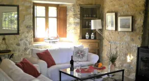 Holiday Home Steinhaus in Leonido mit Parkplatz by Interhome - Image 2