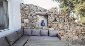 The Mykonos House - Newly Renovated Villa Near Town - Image 4