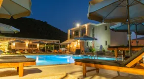 Charisma Luxury Suite & Rooms - Image 3