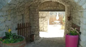 Mas les Dolmens Chambres et table d'hôtes - Image 3