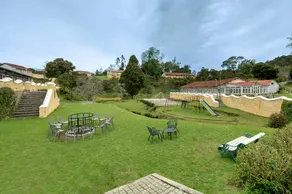 Holiday Home Resort - Image 4
