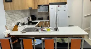 Lovely townhouse-3 bedroom 1 study in coombs - Image 3