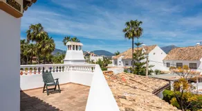 Sunlit 3 BDRM Coastal Villa w Pool and Sea View - Image 5