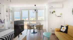 Espectacular apartamento con vistas en Torrox Costa - Image 2