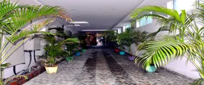 SDM Golden Tower Hotel - Image 5