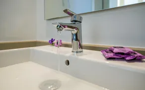 Lotus Hotel Apartments - Image 2