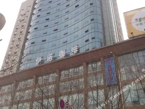 520 Themed Hotel - Image 4