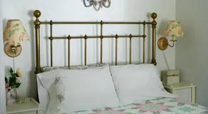Trailside Inn Bed and Breakfast - Image 2