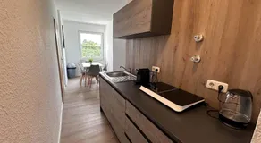 Worker Apartments - Single Beds - Free Parking - Near Düsseldorf Airport- Fair - Image 4