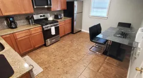 Boston's Best Vacation House - Image 2