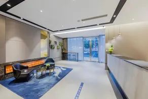 Home Inn Style Golden Nanjing Jiangpu Longhua Road Metro Station - Image 5