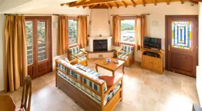 Armamento Villa - Image 2