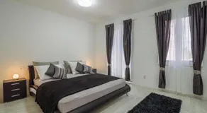 House Niko - Image 2