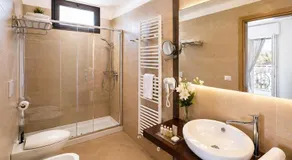 Hotel Trieste RICCIONE - Image 2