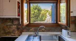 Elena's Traditional DreamHouse - Image 5