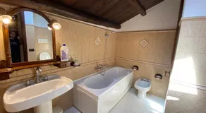 Casale Giulietta (demeure de berger en pierre magnifiquement rénovée) - Image 2