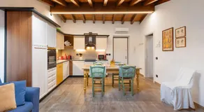Appartement de vacances entièrement équipé avec terrasse et internet haut débit | Vue lac | Avec animaux acceptés - Image 3
