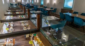 CE Plaza Hotel - Image 4