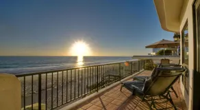 Oceanfront 2BR Condo, Private Beach & Patio, Rare Find - Image 4