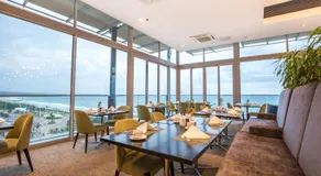 Belaire Suites Hotel - Image 2