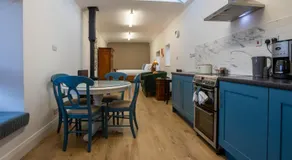 Tigin Dingle - Image 2