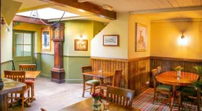The Fleece Inn - Image 4