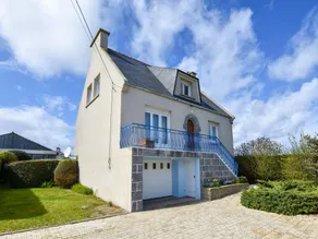 Atmospheric Breton house with garden, at walking distance from the beach. - Image 4