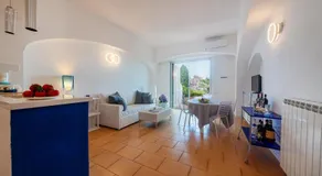 Villa To Ischia With Love - Image 4