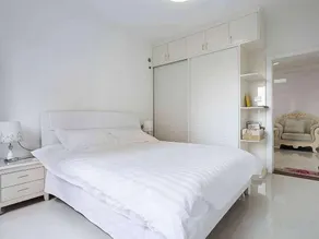 Love Apartment - Image 2