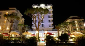Termini Beach Hotel & Suites - Image 2
